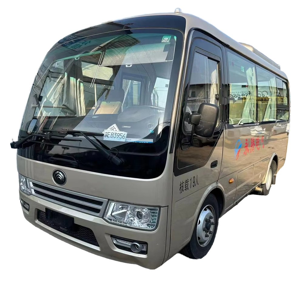Used 6-Meter Coach Bus with 19 Seats Diesel Engine Manual Transmission Euro 4 Emission Standard National VI Compliance